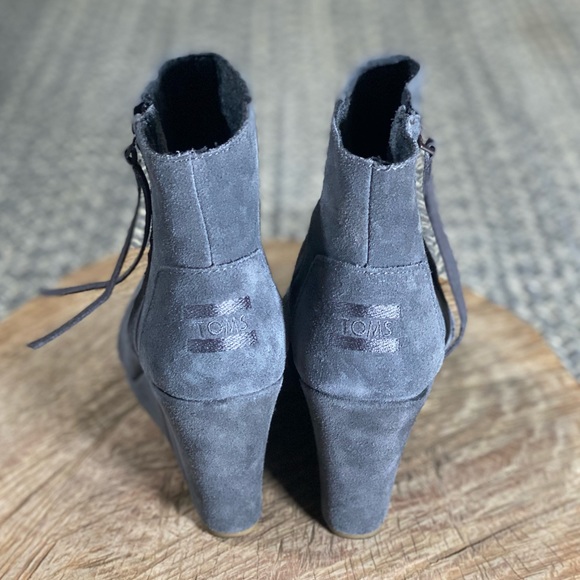 TOMS Desert Suede Wedge Bootie Dark Gray Size 7.5 - Picture 5 of 14